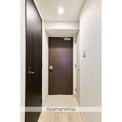 Ａｕｇｕｓｔａ　Ｒｅｓｉｄｅｎｃｅ　新小岩[2DK/36.05m2]の玄関