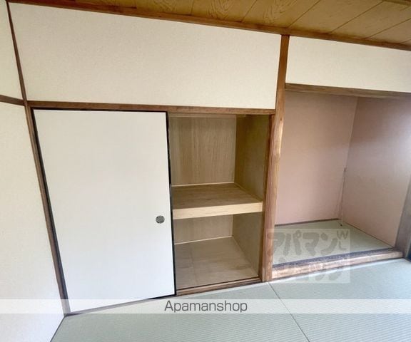 梶井町貸家の内装写真
