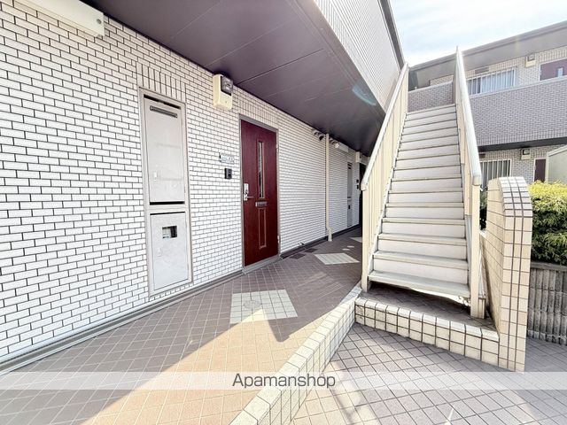 ALCYONEの玄関写真