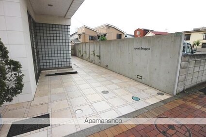 東京都世田谷区世田谷３丁目[1R/36.4m2]のエントランス3
