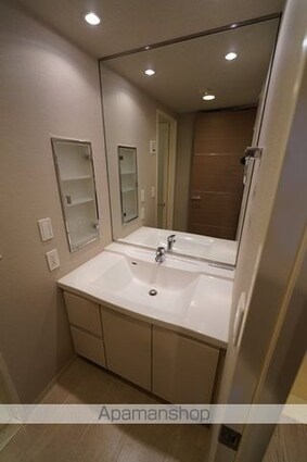 コスモリード新宿余丁町[1LDK/50.43m2]の洗面所