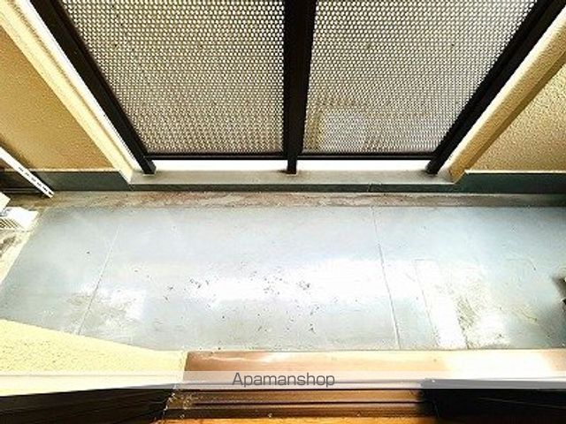 イスタナの内装写真