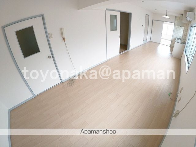 愛名マンションの内装写真