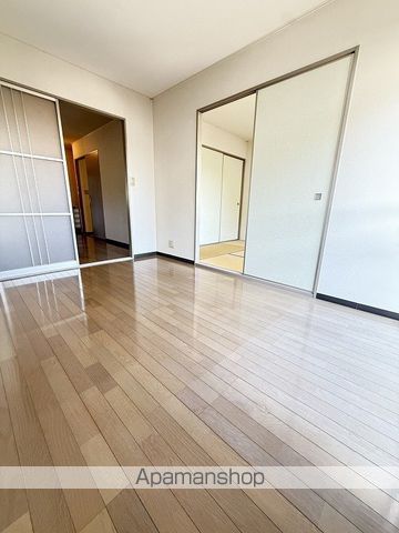 フラワーコーポRの内装写真