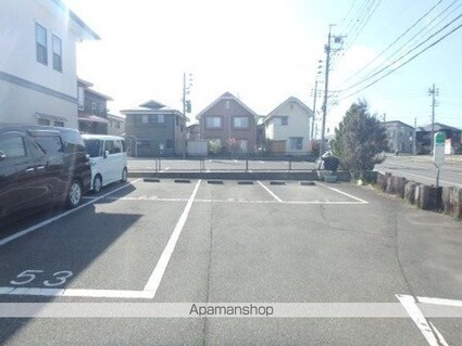 オーディアス[2DK/44.71m2]の駐車場1