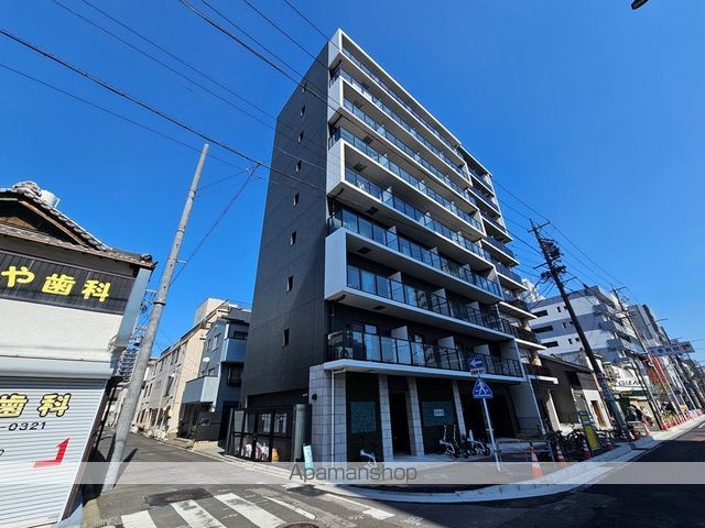 lives residence 太閤通の外観写真