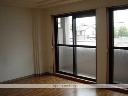 サンタプレイス高砂Ⅲ[1LDK/46m2]のリビング・居間