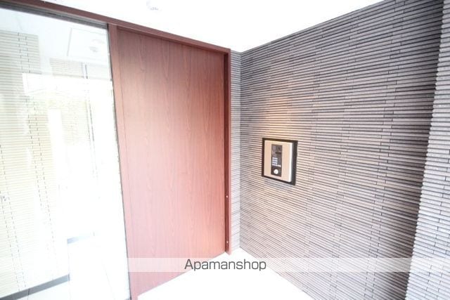 月光住吉町の玄関写真