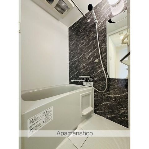 ディアレイシャス大須観音IIIの内装写真