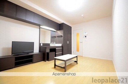 ミランダアレグリア[1R/26.5m2]のリビング・居間2