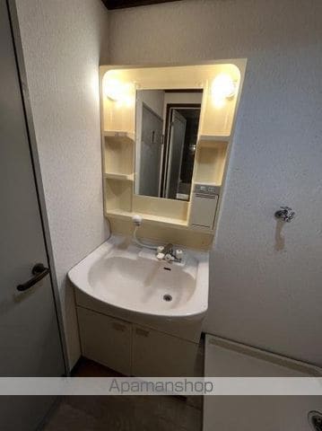 ロイヤルヒルズの内装写真