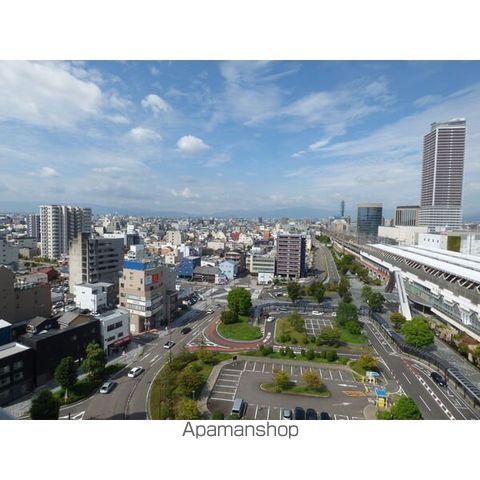 日本泉ビルの内装写真