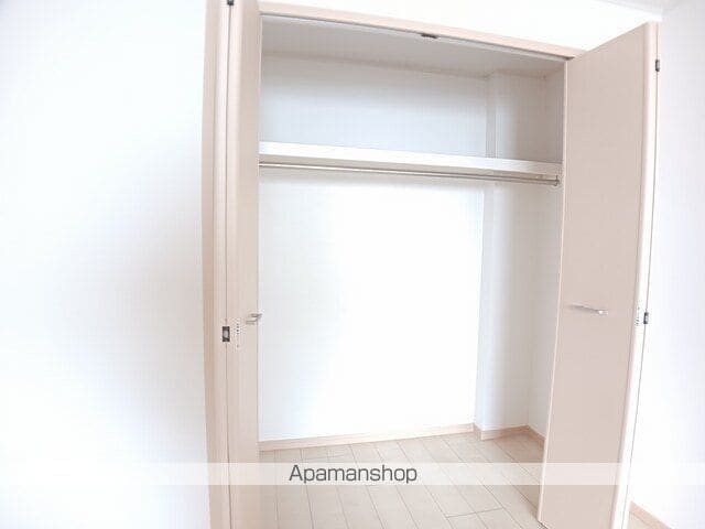 コート アプルーバル ネオの内装写真