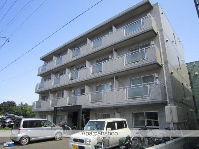 北26条マンションの外観写真