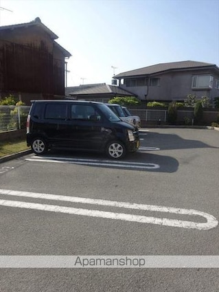 和歌山県和歌山市東小二里町[3LDK/69.09m2]の駐車場1