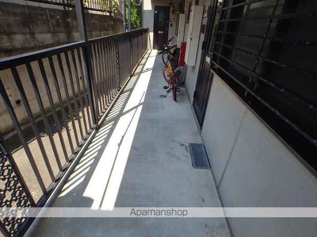 モンパレナスの玄関写真