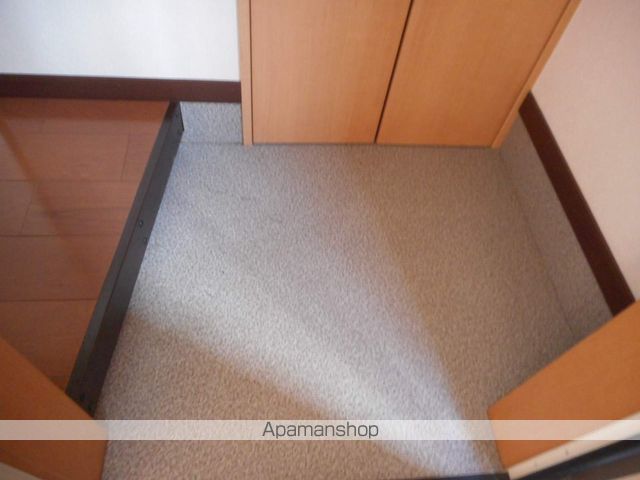 帯広市 3階建 築13年の内装写真