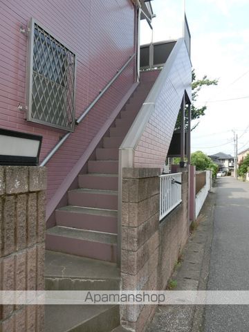 すみれハイツの玄関写真