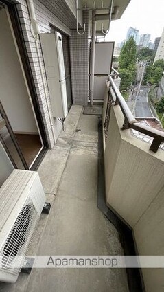 パーシブル目黒[2LDK/49.57m2]のバルコニー