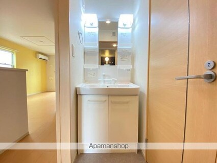 グローヴ・ガーデンⅤ[1LDK/46.06m2]の洗面所