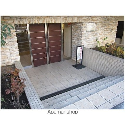 プレール・ドゥーク北新宿[1K/23.1m2]の外観2