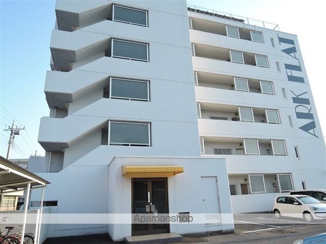 アークフラットの外観写真