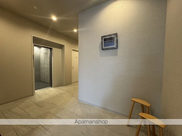 REVEUR仙台錦町の玄関写真