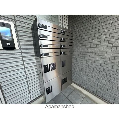 パークフロント府中美好町の玄関写真