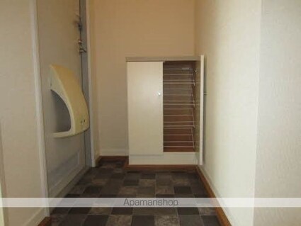 ディアスイイジマⅡ[3K/59.15m2]の玄関