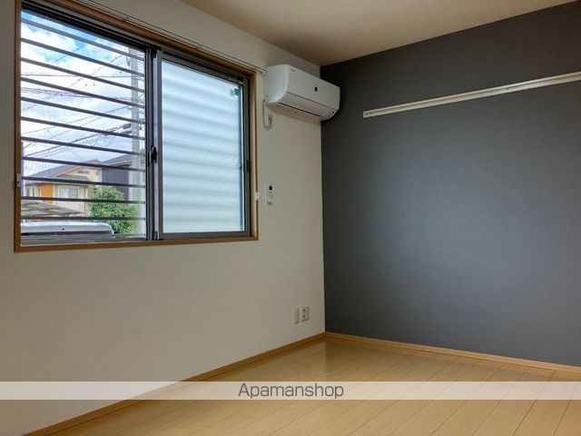 クレセント A棟の内装写真