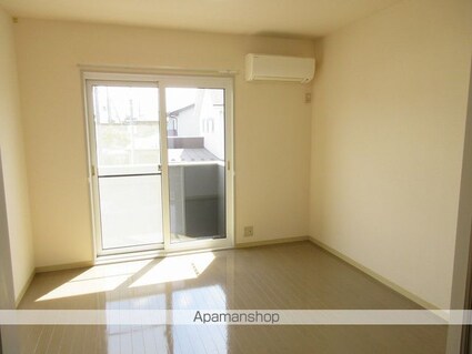 イーストコート[2K/36m2]のリビング・居間