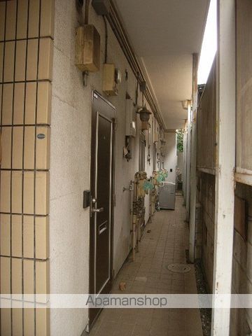 若宮シティハイツの玄関写真
