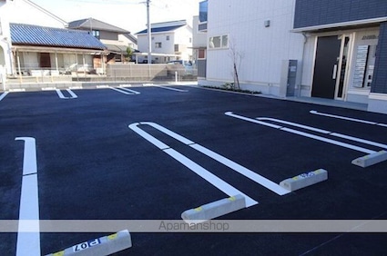 ＤーＨｉｌｌｓ浜北小松[1LDK/43.91m2]の駐車場