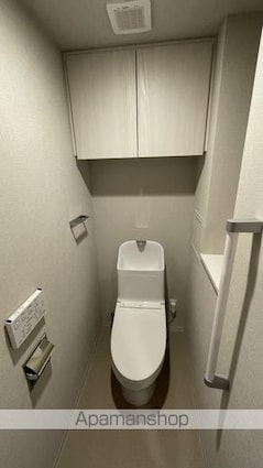 プラウドフラット上野松が谷[1LDK/40.18m2]のトイレ