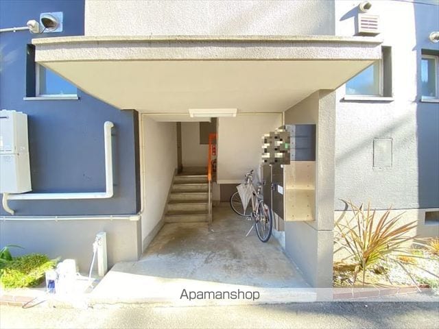 マルタカマンションの玄関写真