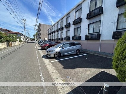 レオパレスエスペラント[1K/20.28m2]の駐車場1