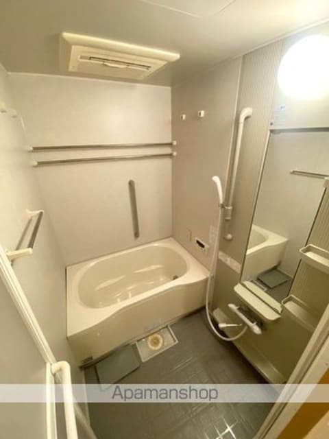 和歌山県和歌山市卜半町[2LDK/52.42m2]のバス