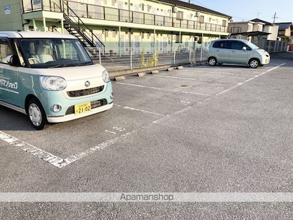 フロラシオン[1K/28.02m2]の駐車場4