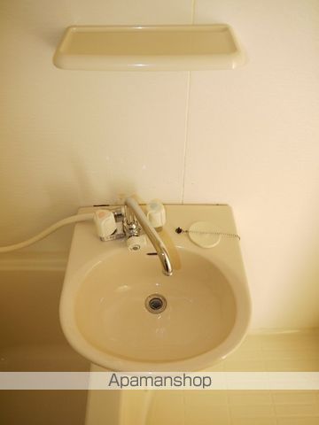 レオパレス赤砂の内装写真