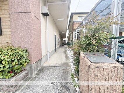 和歌山県和歌山市新留丁[1K/22.04m2]のエントランス