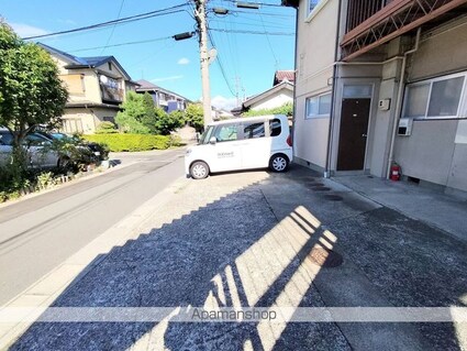 長野県長野市大字高田[2K/33.05m2]の駐車場1
