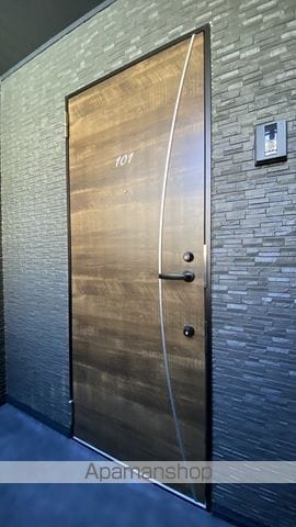 アコヤシェル津高の外観写真