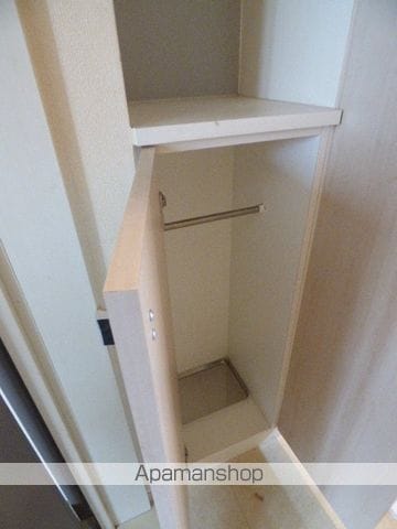 ミドエストツダの内装写真