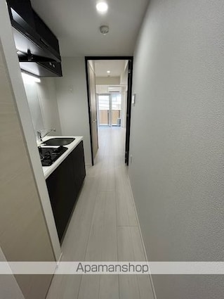 メインステージ成増Ⅱ[2K/25.47m2]の玄関