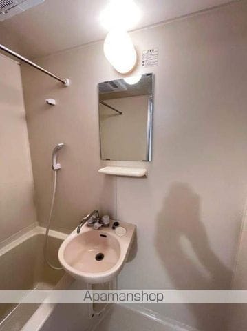 モンシャトー東大成C棟の内装写真
