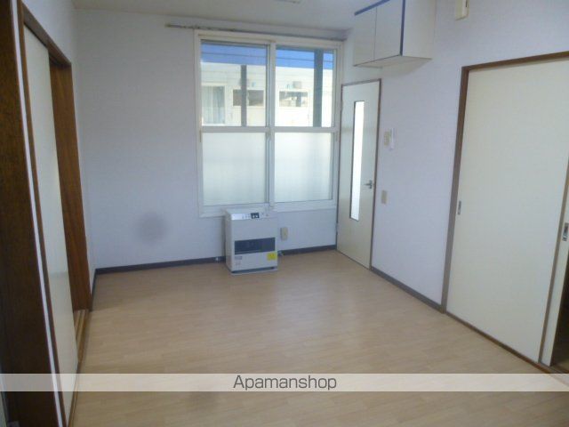 レジデンス平岡の内装写真