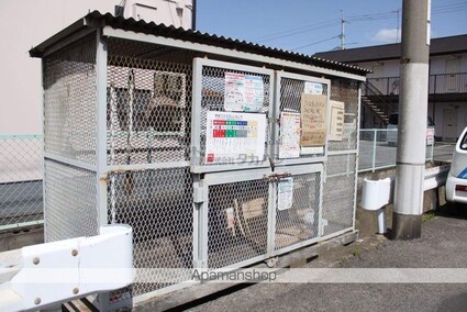 ドミール春日Ａ[2LDK/52m2]の共用部1