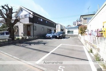 サンコート宮沢[1LDK/41.15m2]の駐車場2