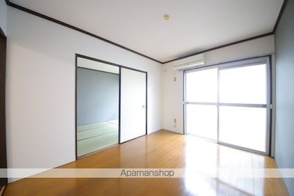 グリーンハイム小形３[2DK/34.99m2]のリビング・居間