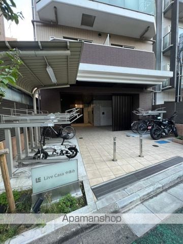 LA DOUCEUR中落合の玄関写真